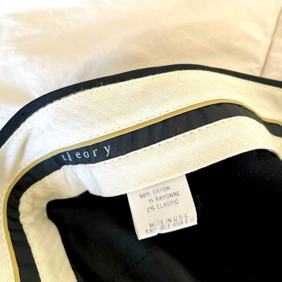 Theory Women’s Satiny Slacks/Trousers Dress Pants with Wide Leg in Size 0 - Picture 4 of 5